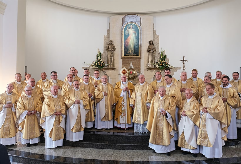 Parafia pw. Miłosierdzia Bożego w Krośnie