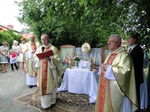 Pośród nas idzie Błogosławiony…