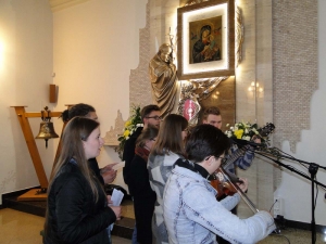 JEZUS JEDYNY ZBAWICIEL - III dzień rekolekcji