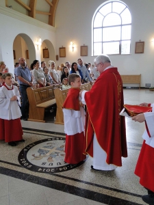 Błogosławieństwo nowych ministrantów