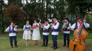 Poświęcenie kapliczki z Chrystusem Frasobliwym