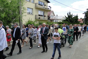 Idzie, idzie Bóg prawdziwy - Boże Ciało 2021