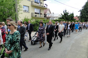 Idzie, idzie Bóg prawdziwy - Boże Ciało 2021