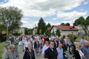 Idzie, idzie Bóg prawdziwy - Boże Ciało 2021