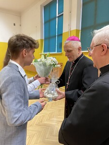 Wizyta Księdza Biskupa w szkole