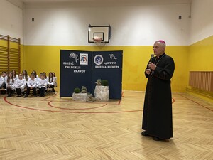 Wizyta Księdza Biskupa w szkole