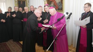 Msza Krzyżma - odnowienie przyrzeczeń kapłańskich