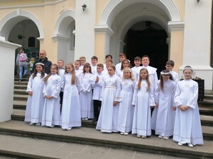 Dzieci z pielgrzymką u Matki Bożej Kalwaryjskiej