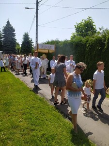 Procesja eucharystyczna do czterech ołtarzy