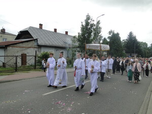 Dziękczynienie Bogu za dar Eucharystii