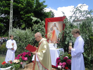 Dziękczynienie Bogu za dar Eucharystii