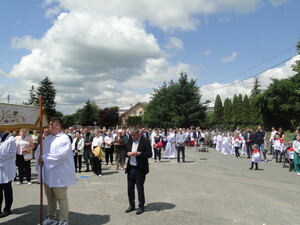 Dziękczynienie Bogu za dar Eucharystii