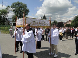 Dziękczynienie Bogu za dar Eucharystii