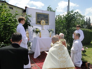 Dziękczynienie Bogu za dar Eucharystii