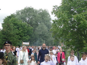 Dziękczynienie Bogu za dar Eucharystii