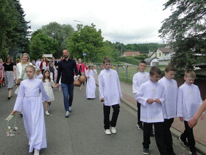 Dziękczynienie Bogu za dar Eucharystii