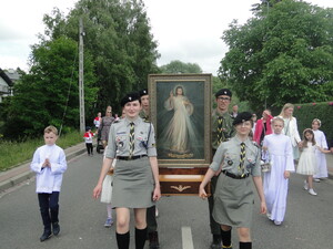 Dziękczynienie Bogu za dar Eucharystii