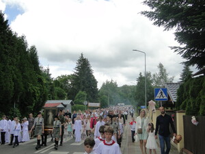 Dziękczynienie Bogu za dar Eucharystii