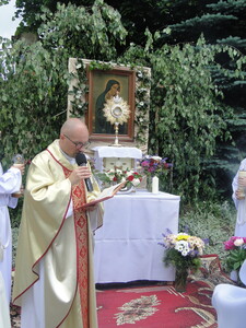 Dziękczynienie Bogu za dar Eucharystii