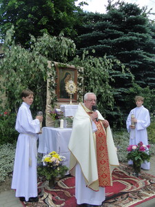 Dziękczynienie Bogu za dar Eucharystii