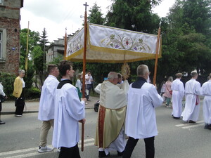 Dziękczynienie Bogu za dar Eucharystii