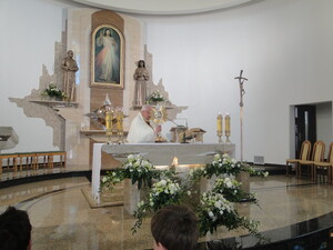 Dziękczynienie Bogu za dar Eucharystii