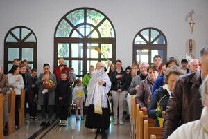 Wielka Noc: światło - słowo - woda - uczta