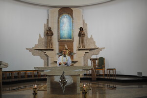 Wielka Noc: światło - słowo - woda - uczta