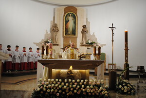 Wielka Noc: światło - słowo - woda - uczta