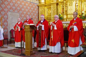 Młodzież umocniona darami Ducha Świętego