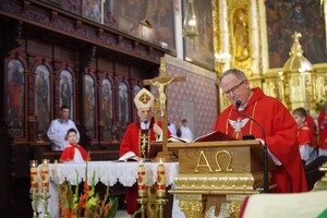 Młodzież umocniona darami Ducha Świętego