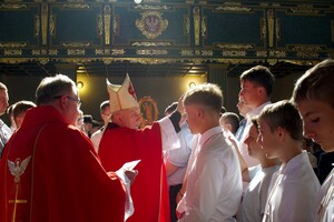 Młodzież umocniona darami Ducha Świętego
