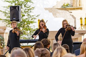 Wspólne kolędowanie z Zajdel Studio