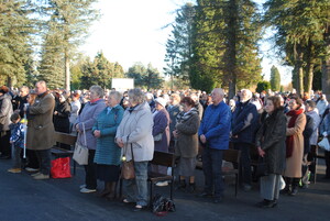 Wspólna modlitwa na krośnieńskim cmentarzu
