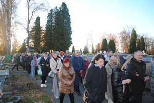Wspólna modlitwa na krośnieńskim cmentarzu
