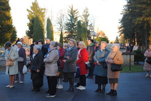 Wspólna modlitwa na krośnieńskim cmentarzu
