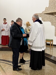 Duchowe odnowienie: renowacja Misji Świętych