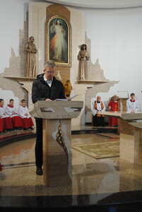 „Wykonało się” – Wielkopiątkowa Liturgia Męki Pańskiej