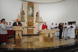 „Wykonało się” – Wielkopiątkowa Liturgia Męki Pańskiej