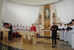 „Wykonało się” – Wielkopiątkowa Liturgia Męki Pańskiej