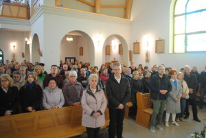 „Wykonało się” – Wielkopiątkowa Liturgia Męki Pańskiej