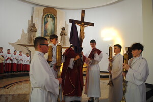 „Wykonało się” – Wielkopiątkowa Liturgia Męki Pańskiej