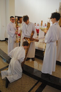 „Wykonało się” – Wielkopiątkowa Liturgia Męki Pańskiej