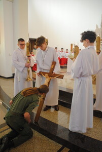 „Wykonało się” – Wielkopiątkowa Liturgia Męki Pańskiej