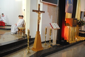 „Wykonało się” – Wielkopiątkowa Liturgia Męki Pańskiej