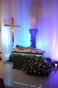 „Wykonało się” – Wielkopiątkowa Liturgia Męki Pańskiej