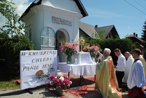 Publiczne świadectwo wiary – procesja eucharystyczna ulicami naszej parafii