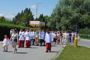 Publiczne świadectwo wiary – procesja eucharystyczna ulicami naszej parafii