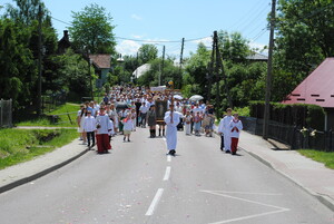 Publiczne świadectwo wiary – procesja eucharystyczna ulicami naszej parafii